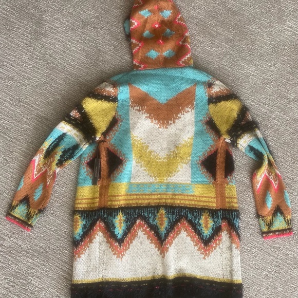 Aztec Cardigan - Picture 3 of 7
